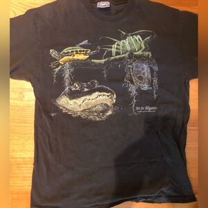 Hanes Large Key Largo Alligator shirt
